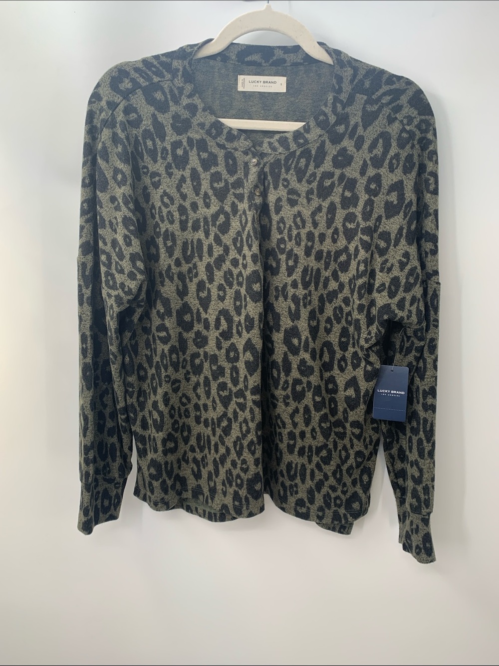 Lucky Brand Olive Green & Black Leopard Printed Long Sleeves Pullover Buttons  S